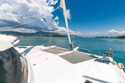 Charter Catamaran Fountaine Pajot Fountaine Pajot Lucia 40 Kontokali