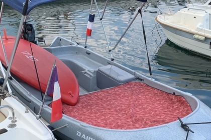Rental Motorboat Funyak sans permis 450 Cannes