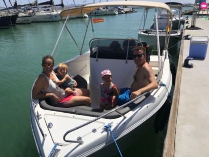 Location Bateau à moteur Barracuda 545 Los Nietos