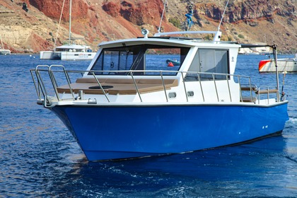 Charter Motorboat Bertram 36 2023 Santorini