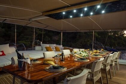 Luxury 35 Meter Gulet Charter in the Aegean