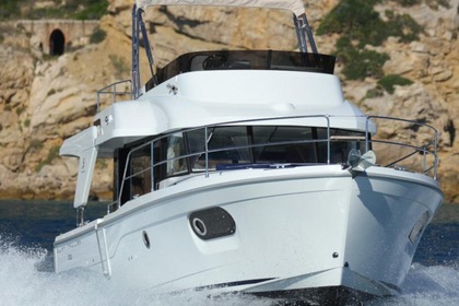Charter Motorboat BENETEAU SWIFT TRAWLER 35 Biograd na Moru