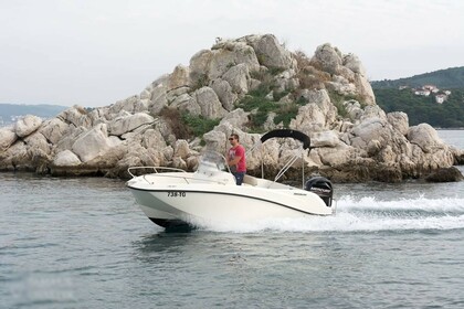 Hire Motorboat QUICKSILVER 505 Activ Open Trogir