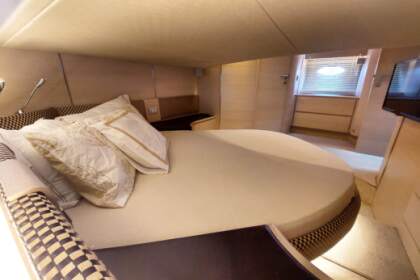 Hire Motor yacht GOBBI ATLANTIS 55 Mahón