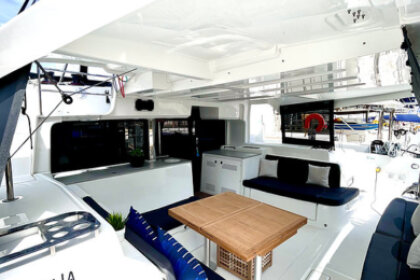 Sail with our Lagoon 46!