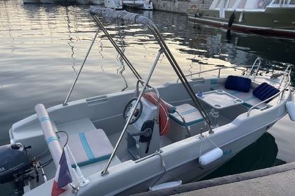Charter Boat without licence  Prusa Yamaha 450 Marseille