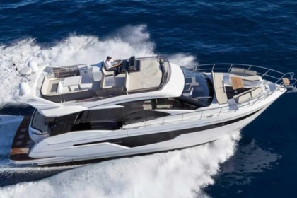 Location Yacht Galeon 500 Fly Saint-Tropez