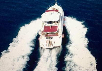 Miete Motorboot American Cruiser 42.80 Flybridge Palermo