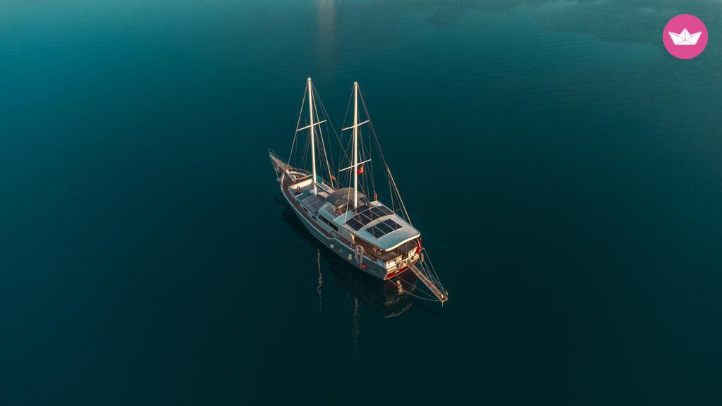 Goélette Custom built gulet with a capacity of 10 people Traditional gulet 25m 7