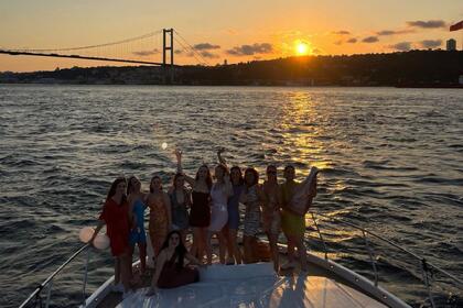 Private 22m Motor Yacht in Istanbul – Spacious & Fully Prepared