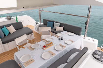 OverSeas-Weekly Crewed Charter Cruise with Lagoon 46