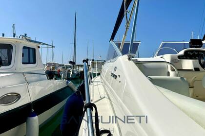 Aluguel Lancha Cranchi Zaffiro 28 La Maddalena