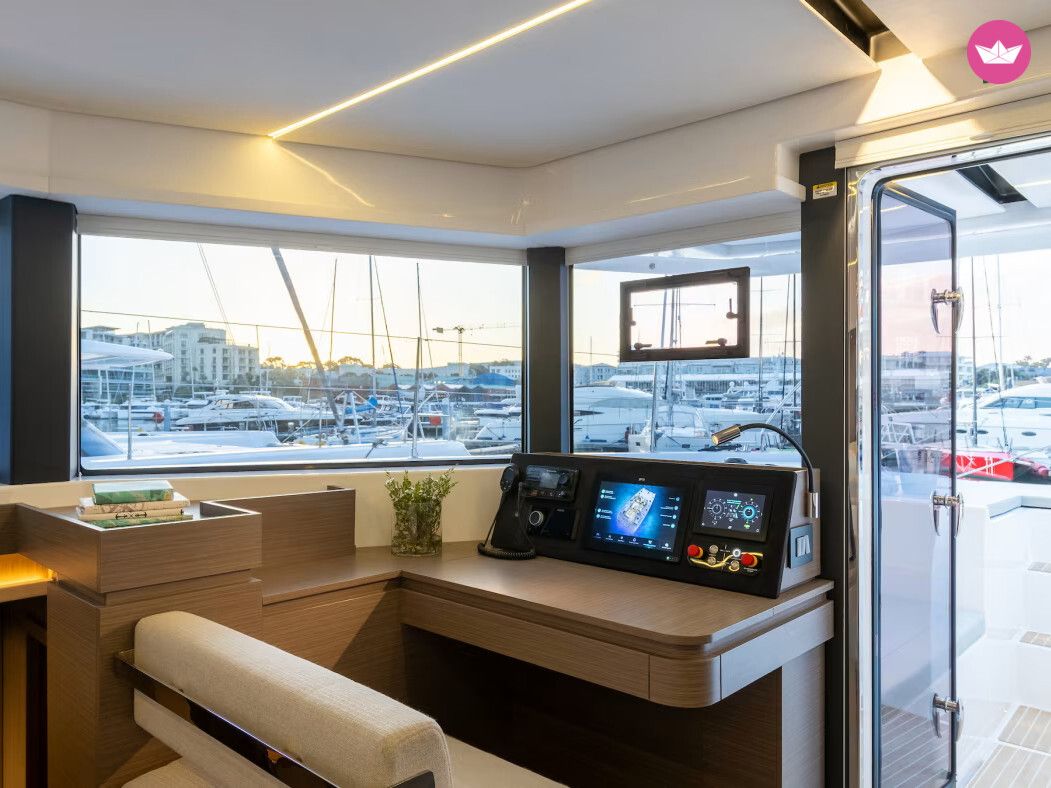 Catamaran Moorings 5200 15m 2