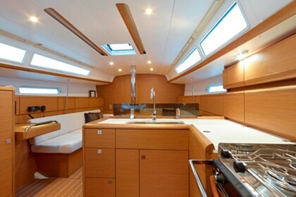 Verhuur Zeilboot Jeanneau Sun Odyssey 379 Lefkada