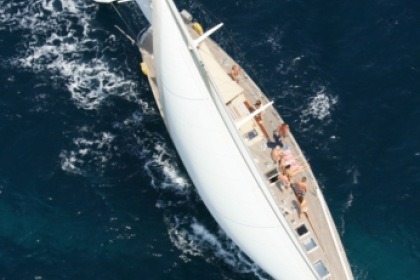 Charter Sailboat CNB Biot Près les 72 Hyères