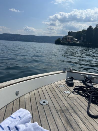 Stresa Motorboat Baumarine VTR 12,00- Lago Maggiore alt tag text