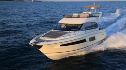 Location Bateau à moteur Jeanneau Prestige 450 Fly Antibes