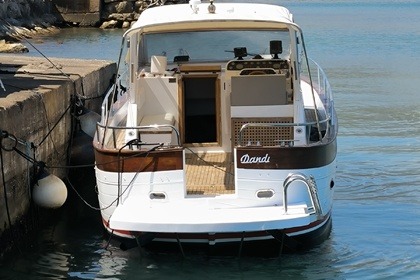 Gozzo sorrentino planante cabinato