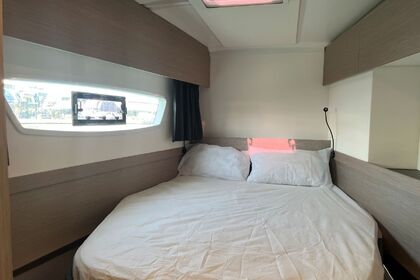 Location Catamaran Fountaine Pajot Fountaine Pajot Astrea 42 - 4 + 2 cab. Saint-Mandrier-sur-Mer