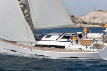 Hire Sailboat Dufour Dufour 410 Grand Large Marina di Grosseto