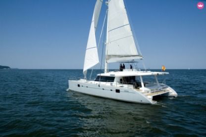 Charter Catamaran Sunreef Yachts 62 Menorca