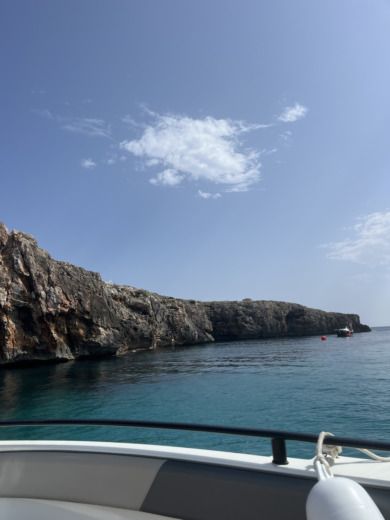 Menorca Motorboat BMA 221 X222 alt tag text