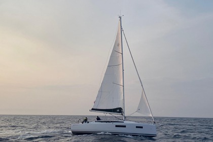 Charter Sailboat  Sun Odyssey 350 Rome