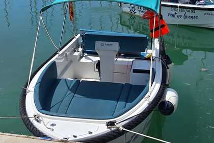 Embarcación sin licencia - Athena 1 -