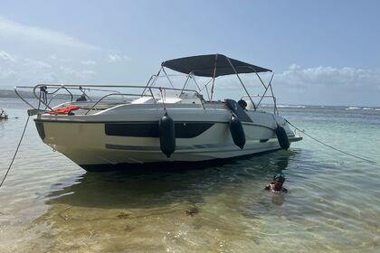 Rental Motorboat Beneteau Flyer 7.7 Le Gosier