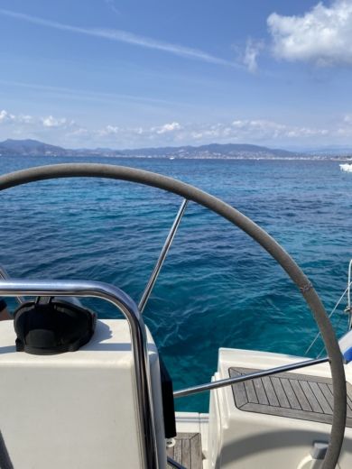 Cannes Sailboat Hanse 370 alt tag text