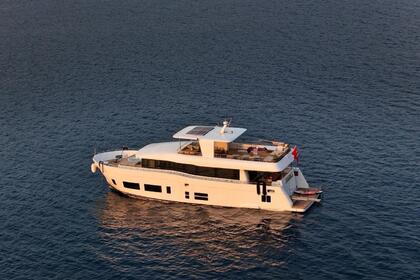 Miete Motoryacht Custom built trawler with capacity of 10 people 2024 Marmaris