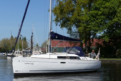 Beneteau 31 Oceanis mieten (Friesland)