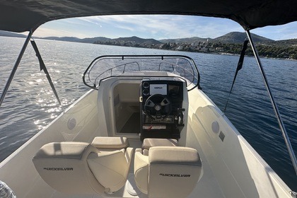 NEW BOAT  QuickSilver 705 Open