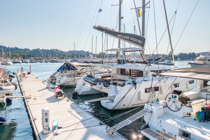 Hire Catamaran  Lagoon 46  Corfu