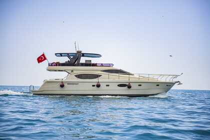 Ferretti 550