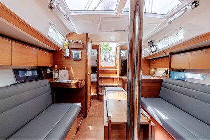 Charter Sailboat Dufour Yachts Dufour 350 GL Kontokali