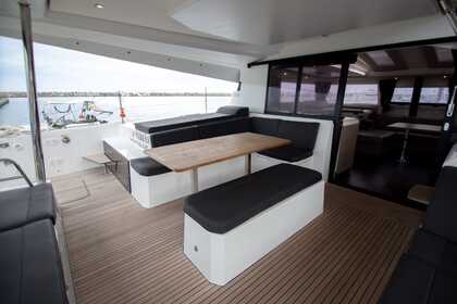 Location Catamaran Fountaine Pajot 45ft Mykonos