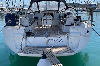 Rental Sailboat JEANNEAU SUN ODYSSEY 519 Trogir