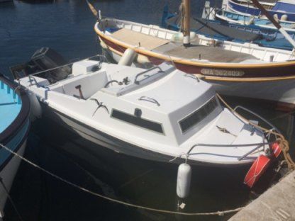 Charter Motorboat Provencales Cn Alize 420 La Ciotat