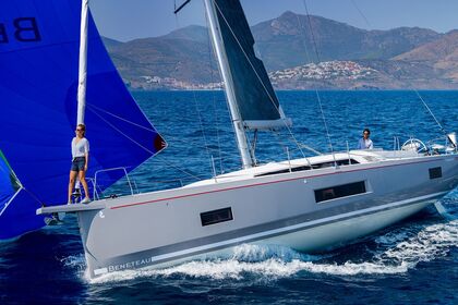 Rental Sailboat Bénéteau Oceanis 46.1 Alimos