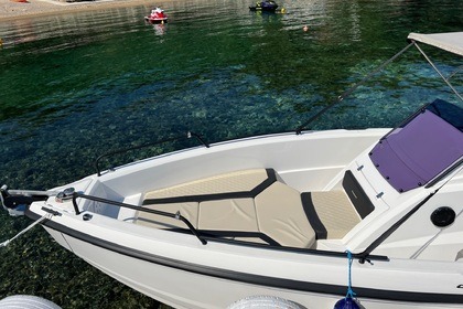 Ultra modern speedboat 250hp