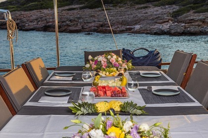 Bodrum Queen Gulet 27  mt 6 cabins