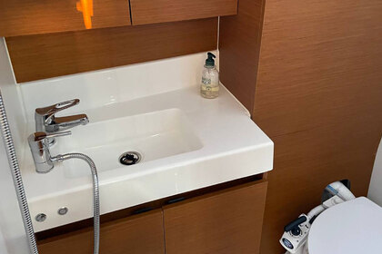 Just Happy - 2022 Jeanneau Sun Odyssey 380