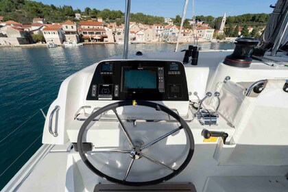 Hyra båt Katamaran Lagoon-Bénéteau Lagoon 42 - 4 + 2 cab. Grad Šibenik