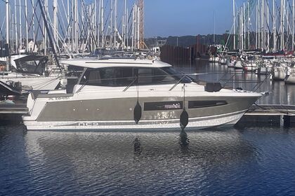 Discover Motor Yachting Experience !