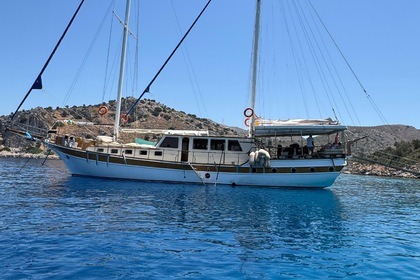 Blue Cruise with our Wooden Gulet