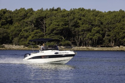 Charter Motorboat Cantiere Marinello Marinello 19 Spport Punat