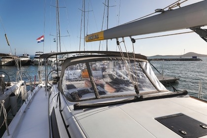 Verhuur Zeilboot Dufour Yachts Dufour 530 - 6 cab. Vodice