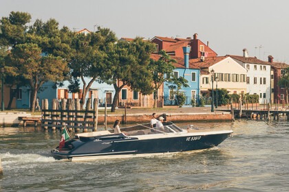 Charter Motorboat Giolmarine Imago 32 Venice