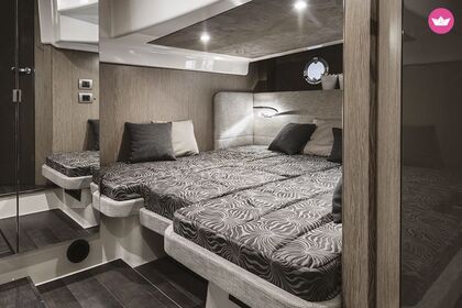 YACHT CRANCHI M 44 HARD TOP